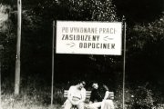Odpočinek po tajném výletě v Dolní Kalné, L. Zossel a pan Rychetský